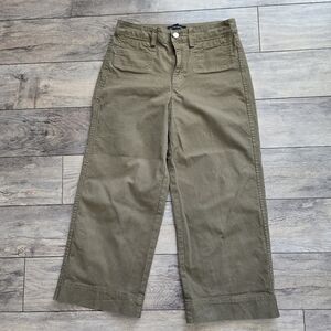 Banana Republic Olive Size 4p Womens Pants